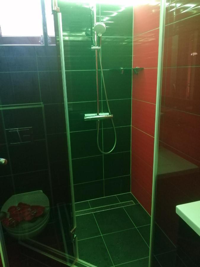 Mátyás Apartman Tata Esterno foto